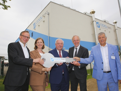 Personen: Magenta CEO Andreas Bierwirth, Wirtschaftslandesrätin Barbara Eibinger-Miedl, Landeshauptmann Hermann Schützenhöfer, Graz Wirtschaftsstadtrat Günter Riegler, COOLtec Systems GF Harald Köfler Image